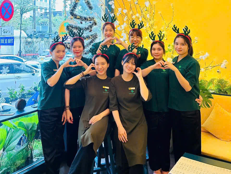 Đội ngũ nhân viên chuyên nghiệp