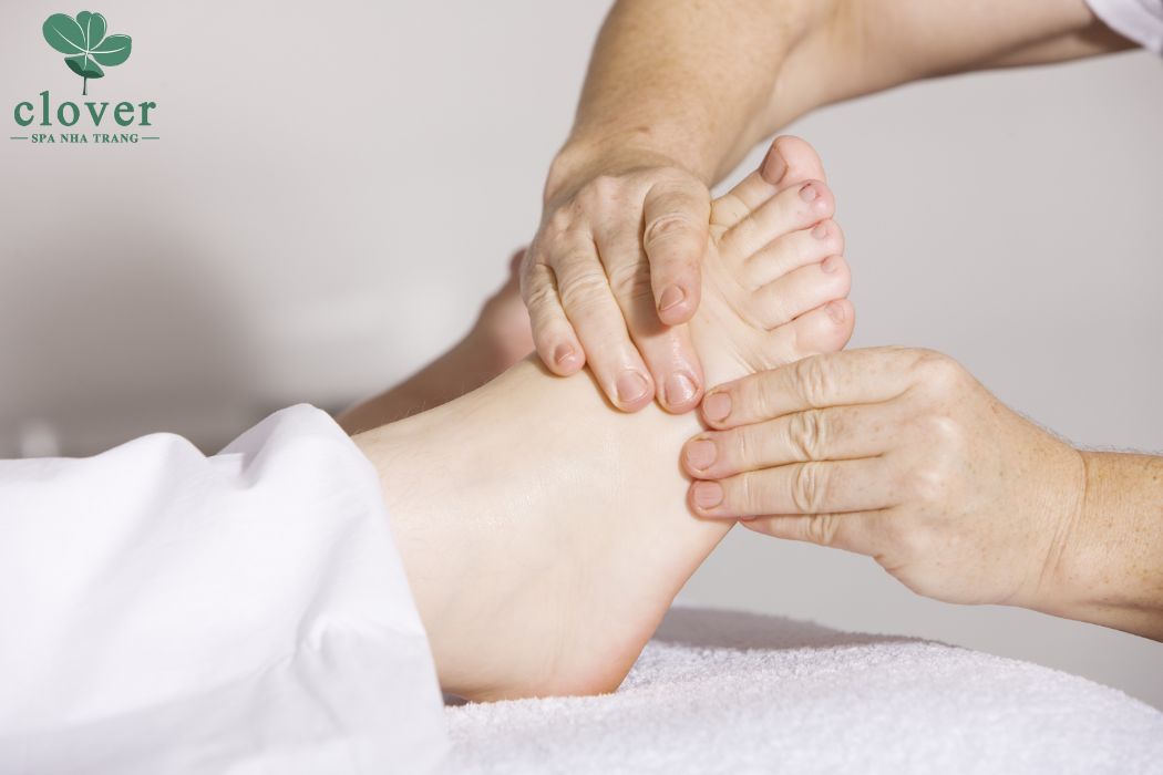 massage-chan-clover-spa-nha-trang